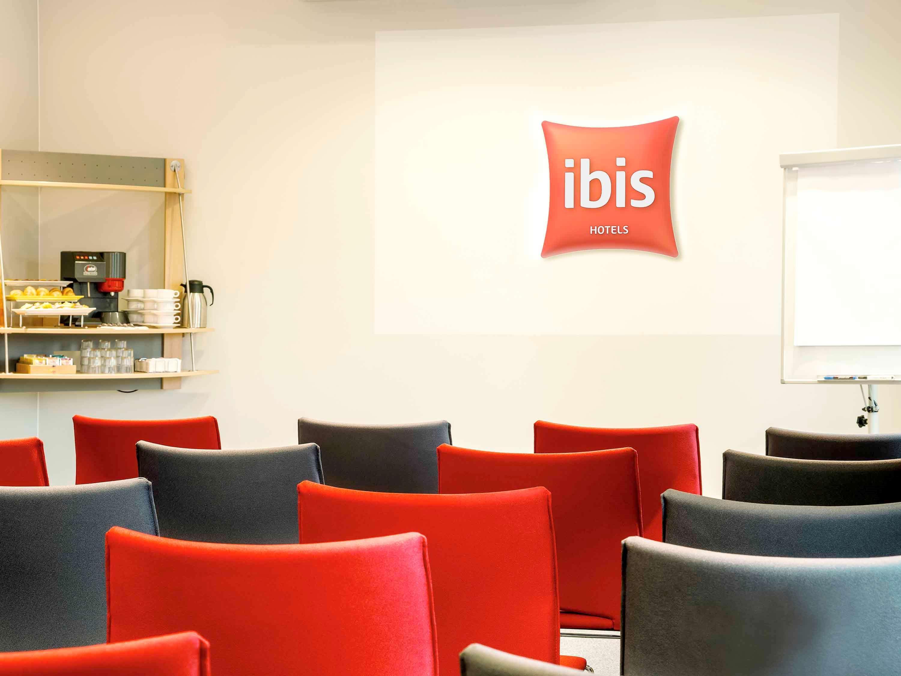 Ibis Warszawa Ostrobramska Ξενοδοχείο Εξωτερικό φωτογραφία