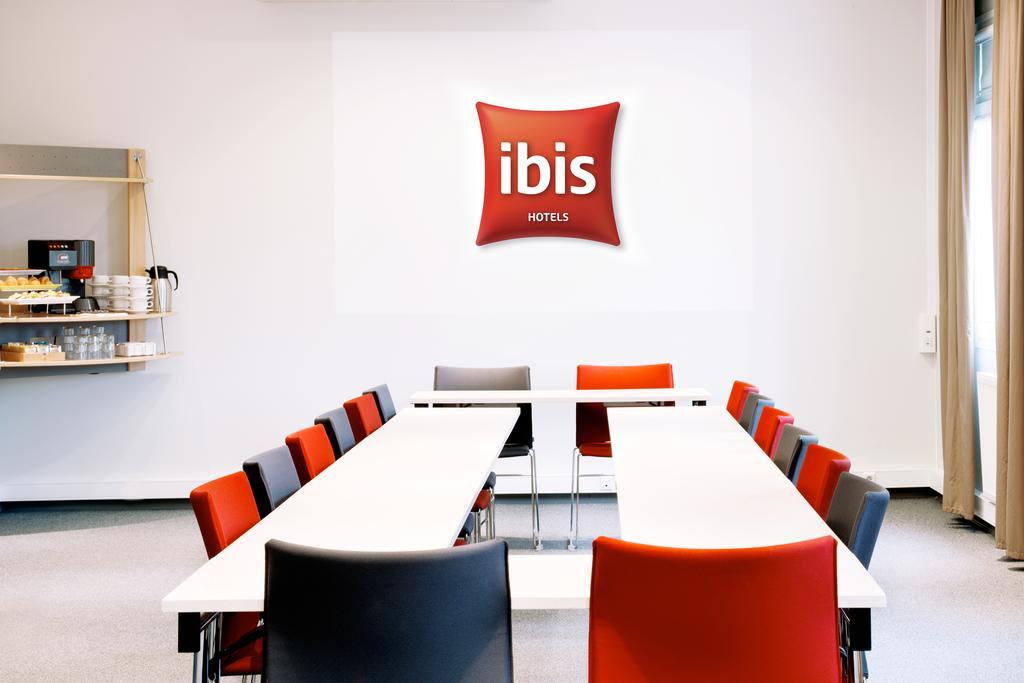 Ibis Warszawa Ostrobramska Ξενοδοχείο Εξωτερικό φωτογραφία